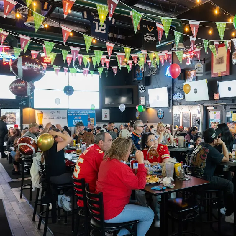Coach's Sports Bar & Grill