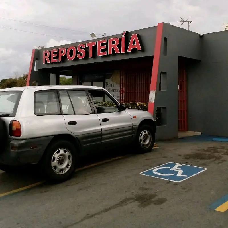 Repostería La Familia