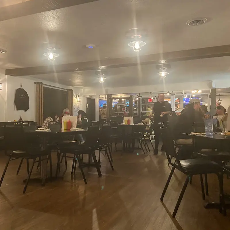 The Heid Out Bar and Grill