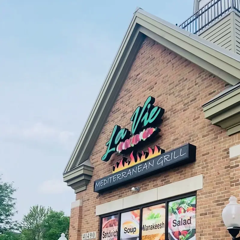 La Vie Mediterranean Grill
