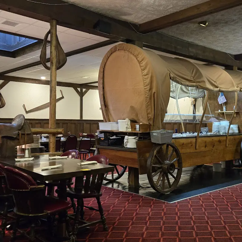The Plainsman | Steakhouse & Lounge