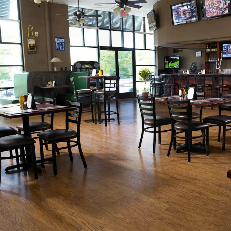 Shakey Ray's Tavern