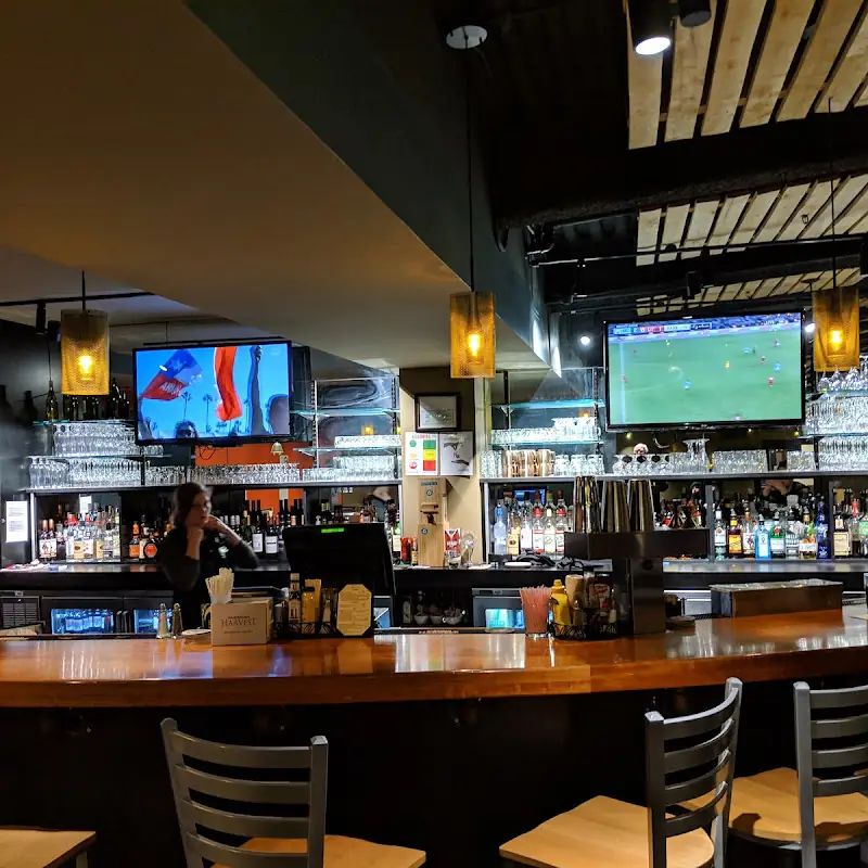 Howie's Restaurant