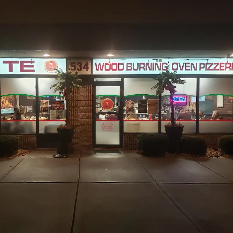 Se7te Woodfire Pizza