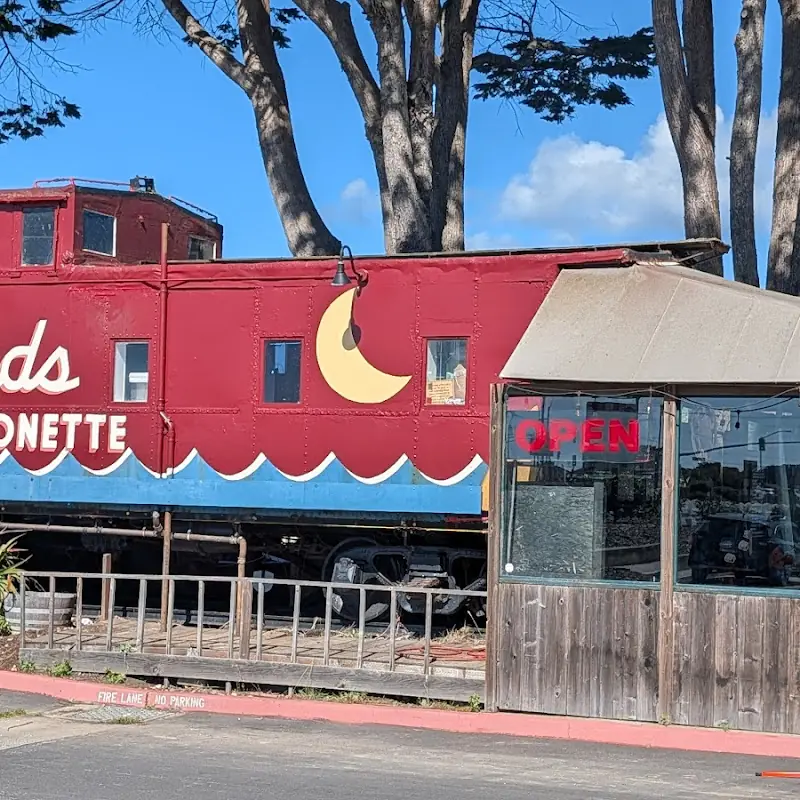 Dad's Luncheonette
