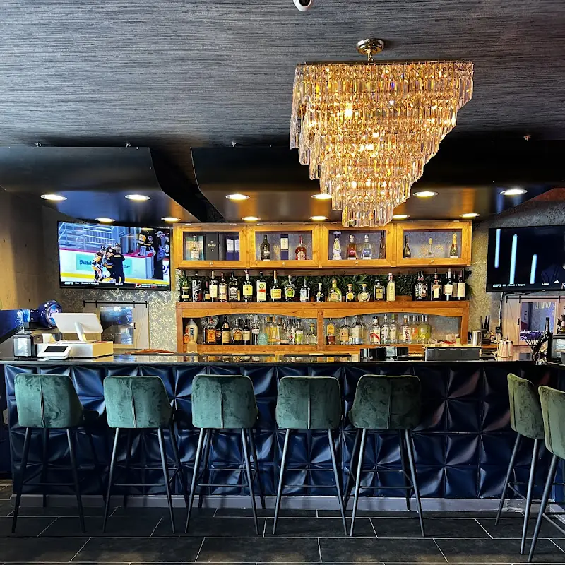 Sky Lounge Cafe