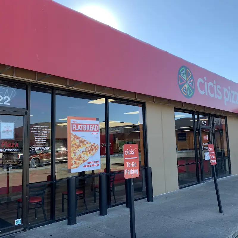 Cicis Pizza