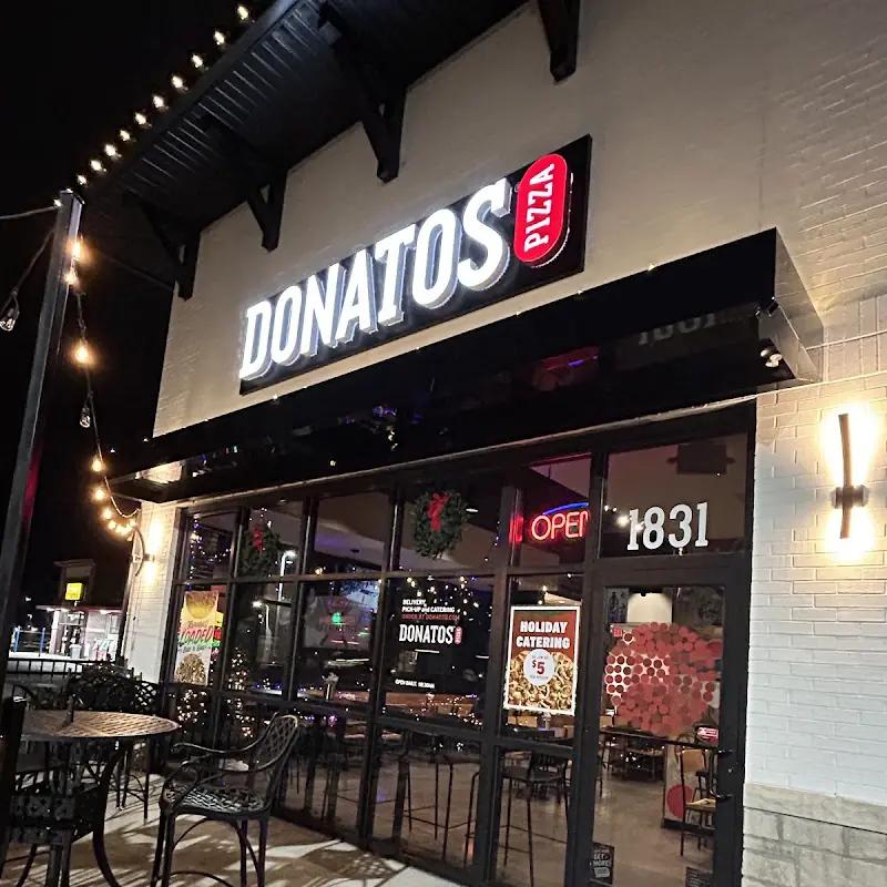 Donatos Pizza