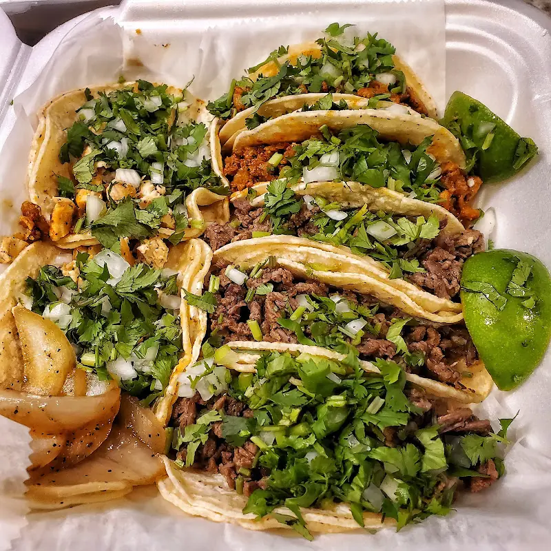 Taquería Los Pinos