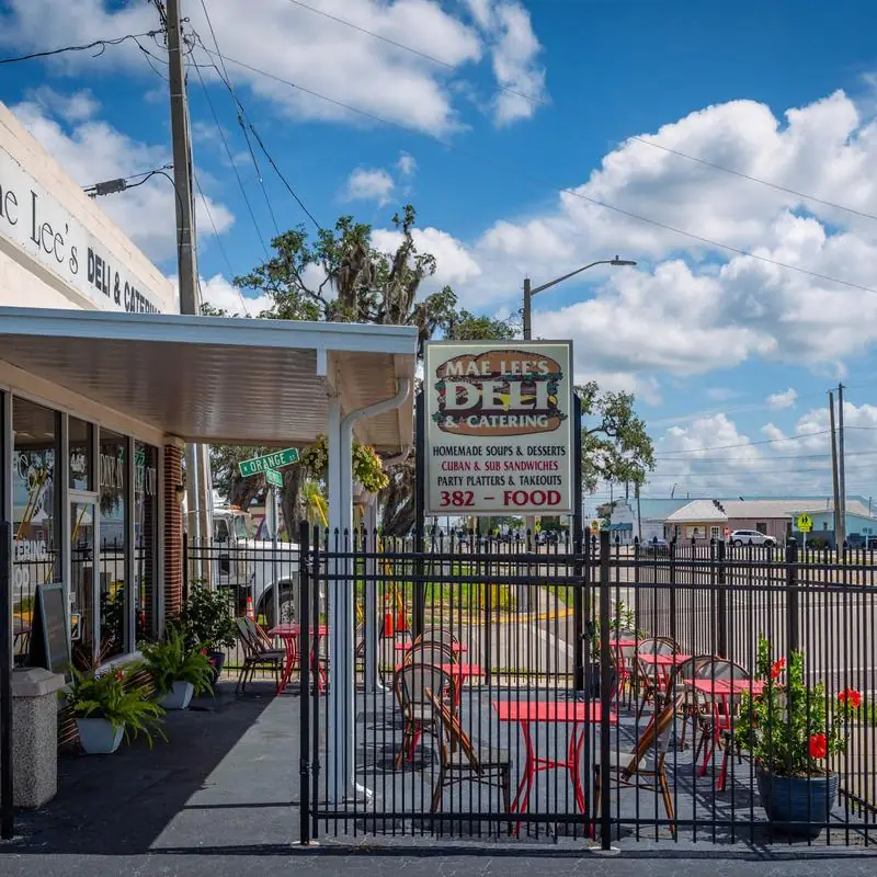 Mae Lee's International Deli
