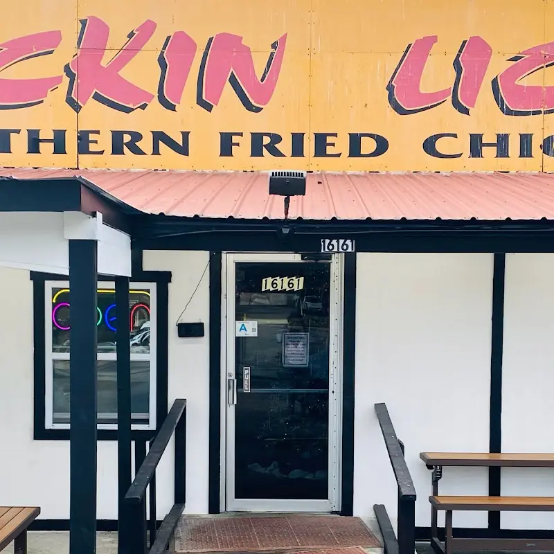 Hardeeville chicken lickn