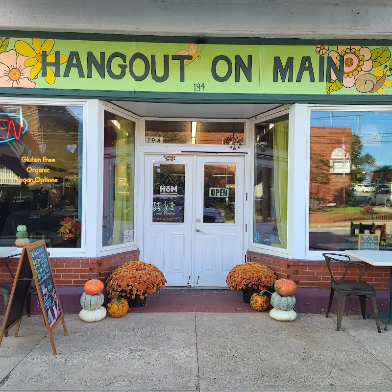 Hangout on Main