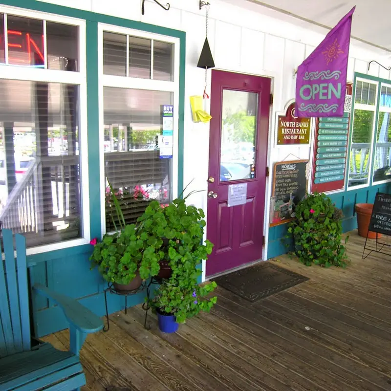 North Banks Restaurant & Raw Bar