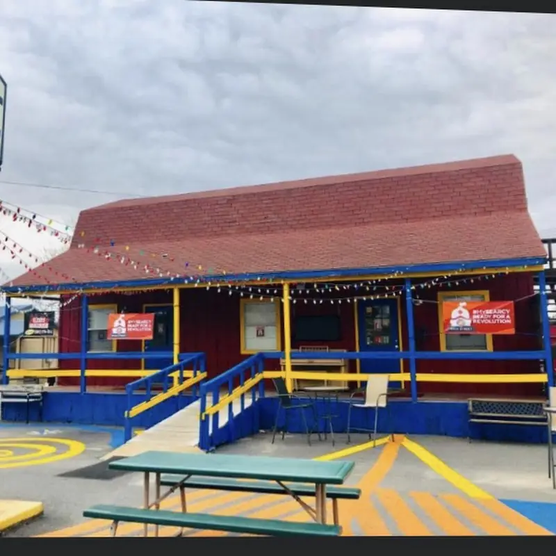Glenn's Smokehouse