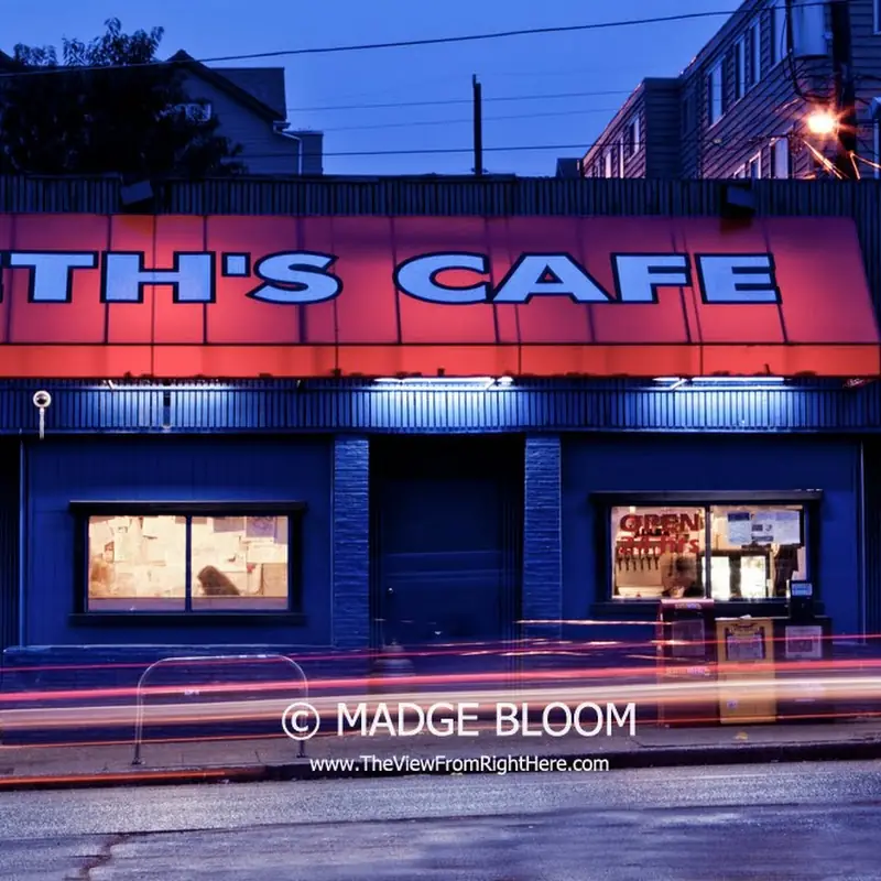 Beth's Cafe