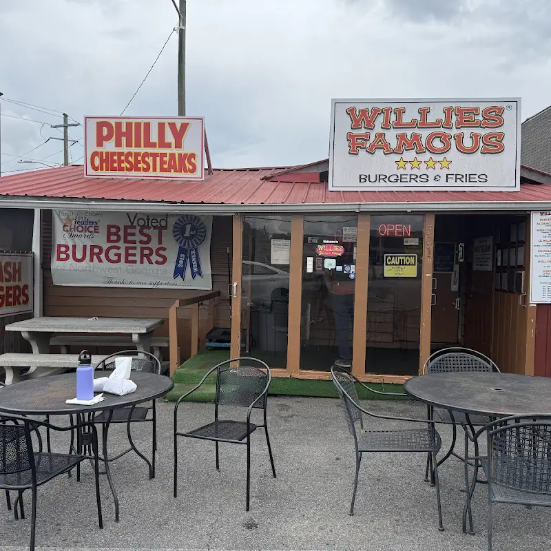 WILLIES FAMOUS Burger & Fries