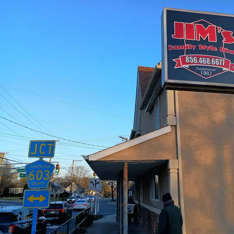 Jim's Family Style Pizza