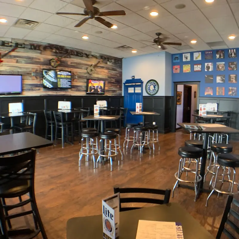 Three Monkeys Pub