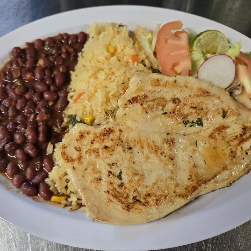 El Tikal food truck