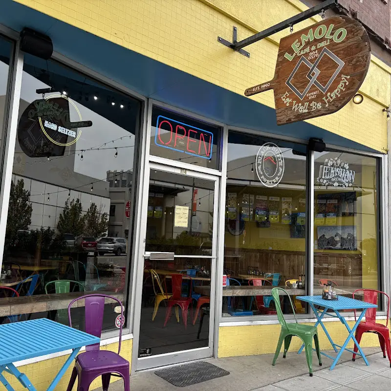 Lemolo Cafe & Deli