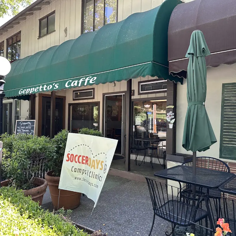 Geppetto's Café