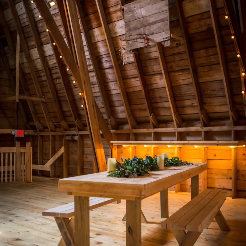 Okoboji Barn Bar & Grill