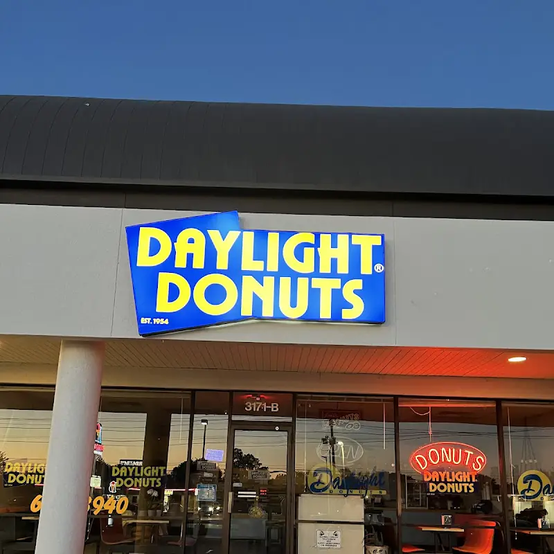 Daylight Donuts on 31st & 129th