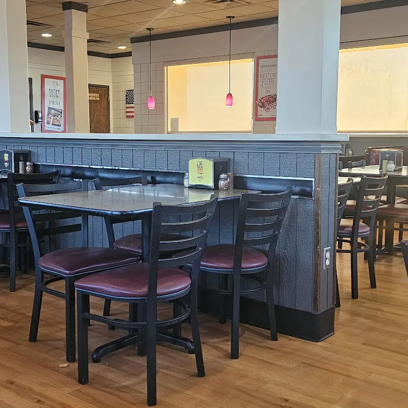 Mazzio’s Pizza & Wings