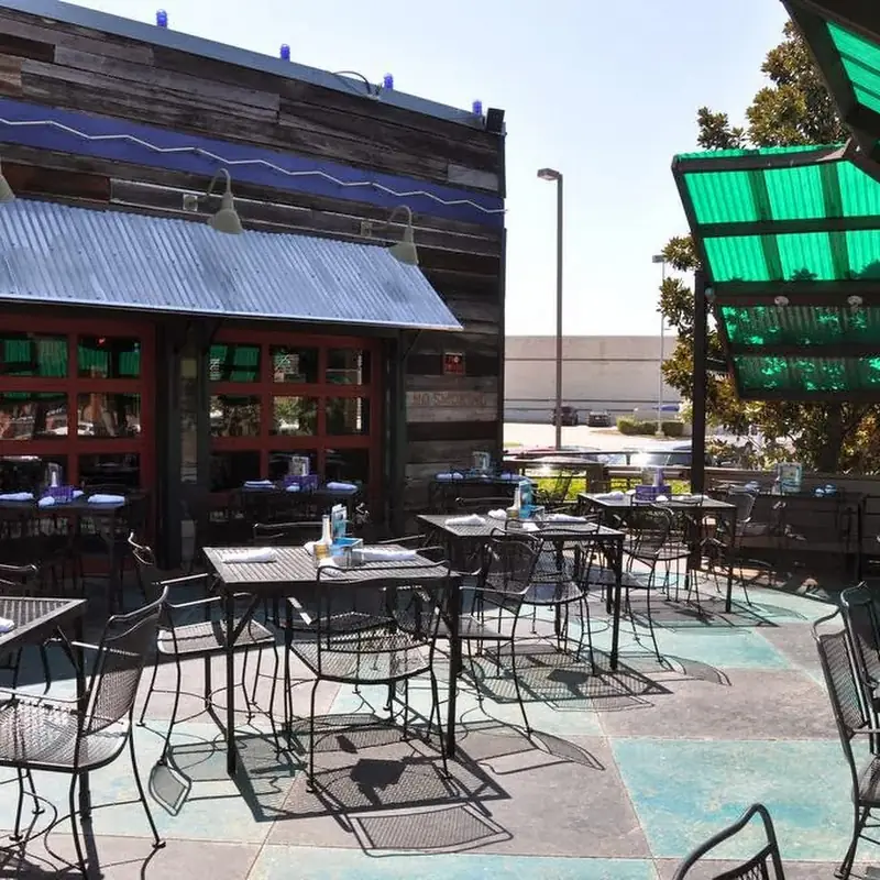 Razzoo's Cajun Cafe