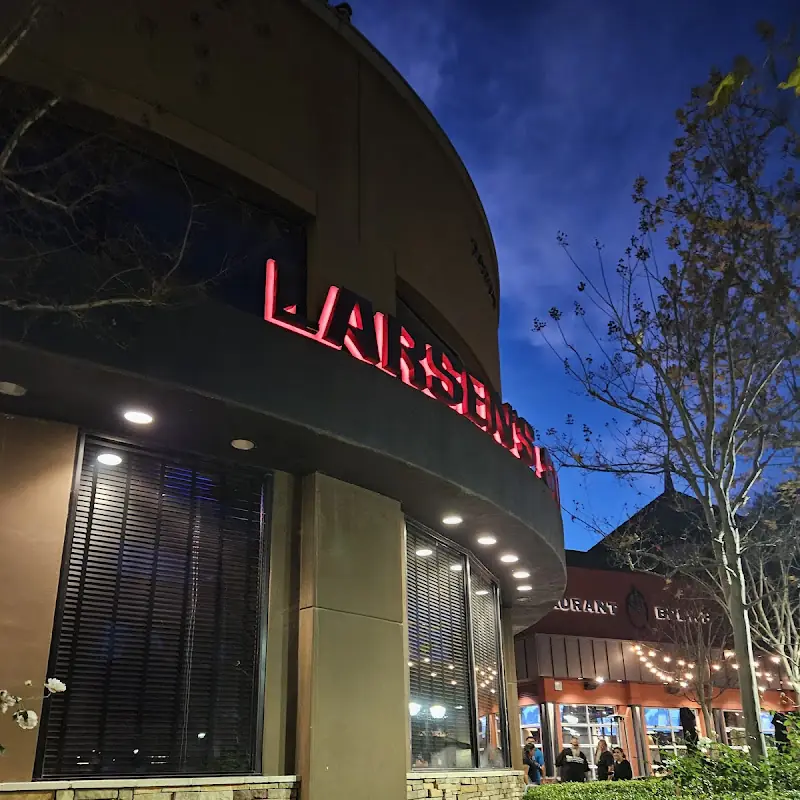 Larsen's Steakhouse -- Valencia