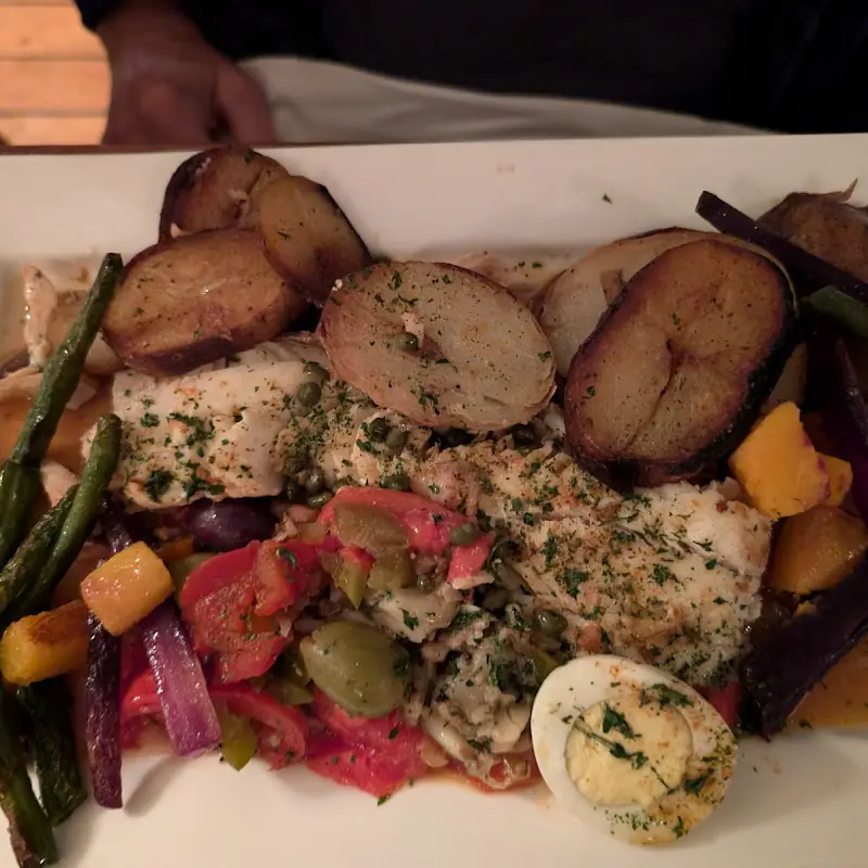Tav-Vino Restaurant
