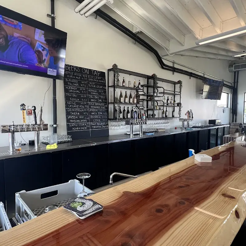 Cascadia Taphouse