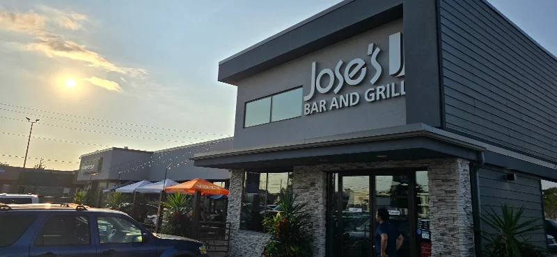 Jose’s Bar and Grill Leamington