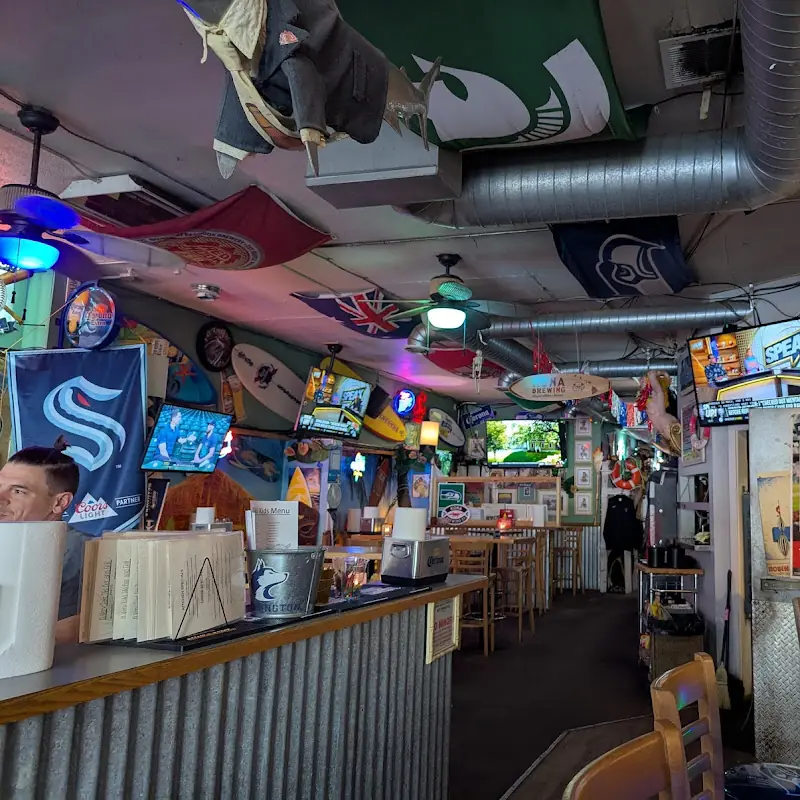 A Very Taki Tiki Bar & Grill