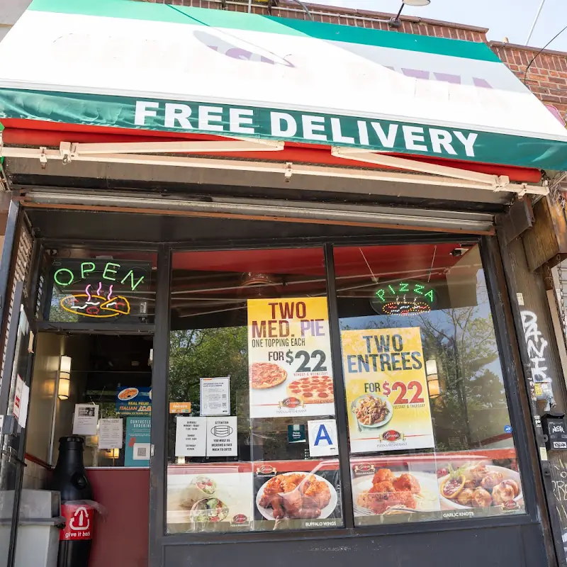 Genesis Veggie Pizza