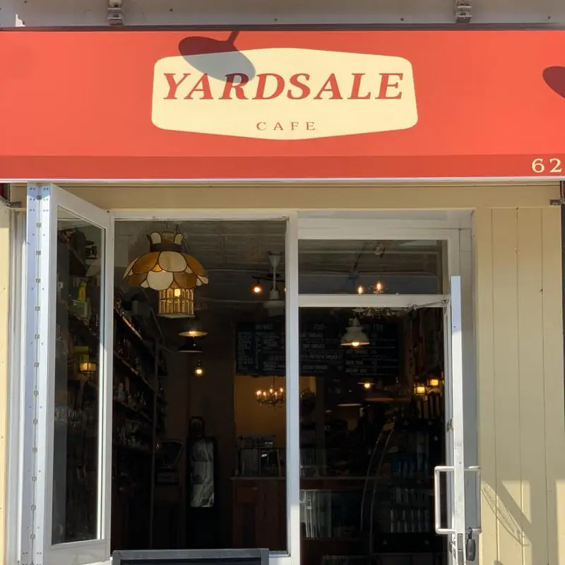 Yardsale cafe