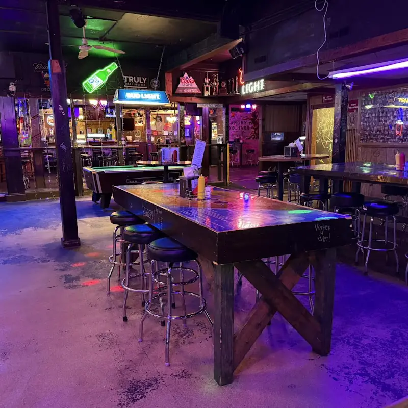 Mick's Office | Bar and Grill