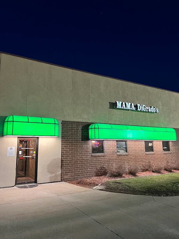 MAMA DiGrado's PASTA & PIZZA