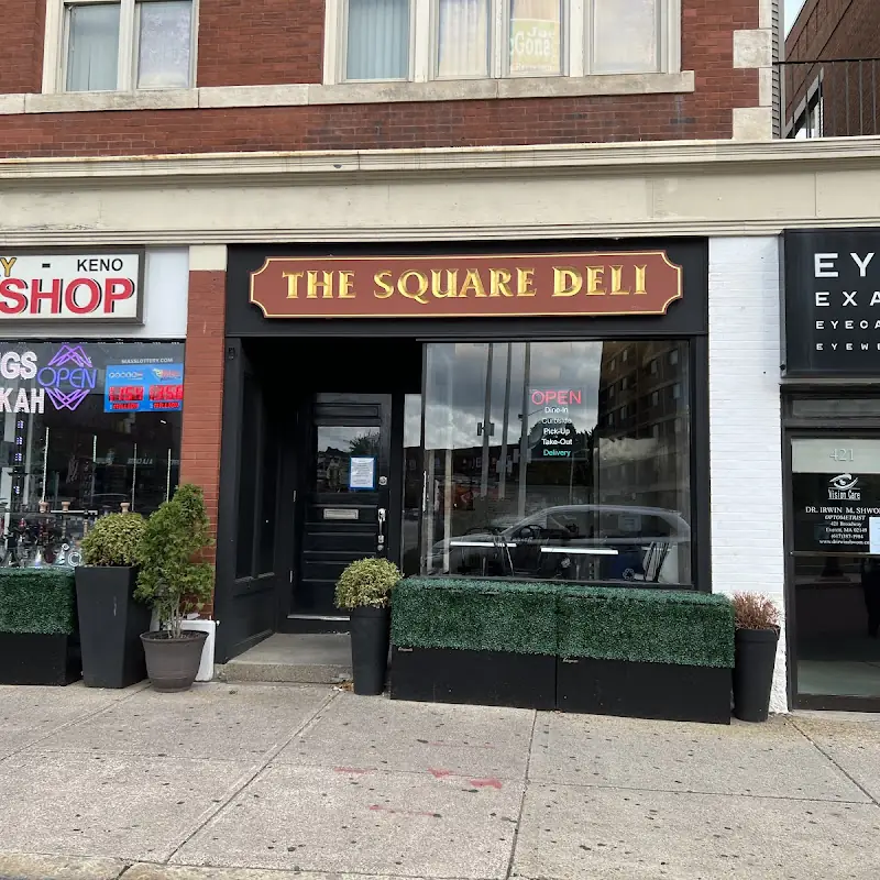 Square Deli Pizzeria