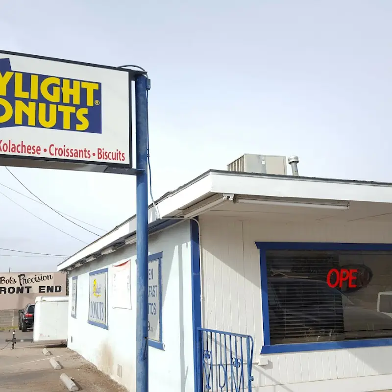 Daylight Donuts