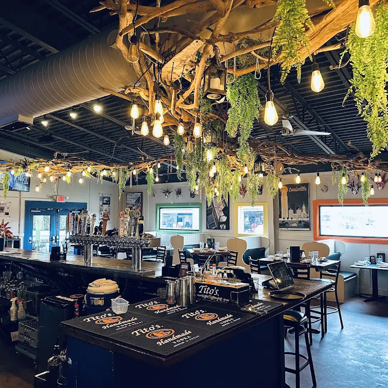 Lou Lou in Middletown
