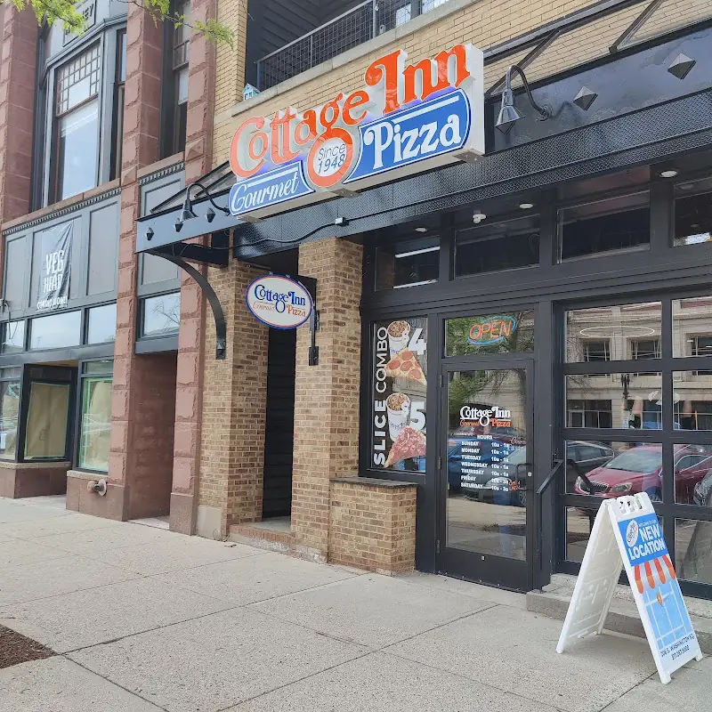 Cottage Inn Pizza Downtown Lansing
