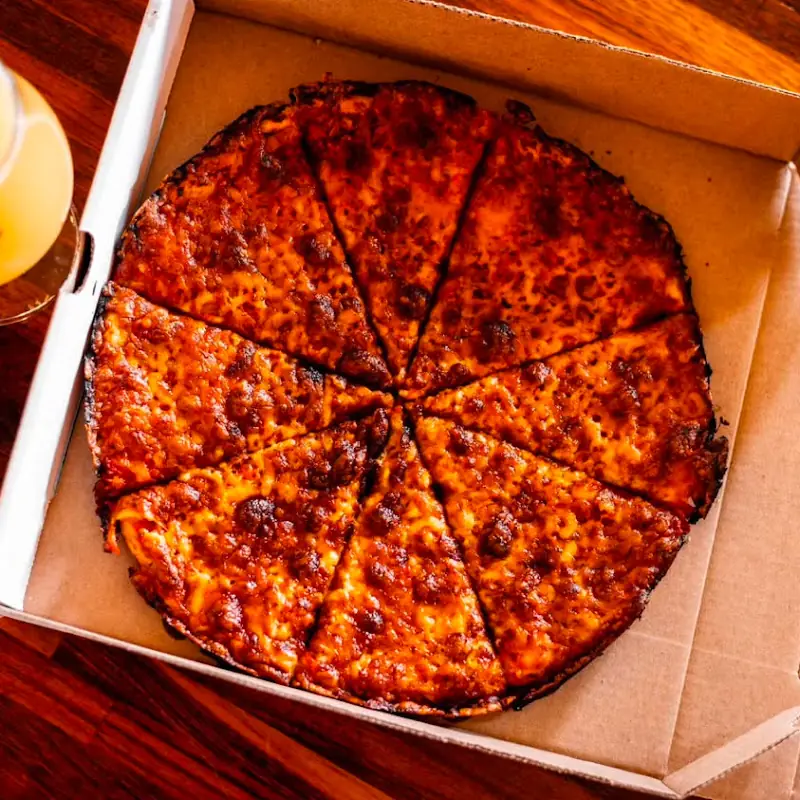 Mike & Lenny's Bar Pizza