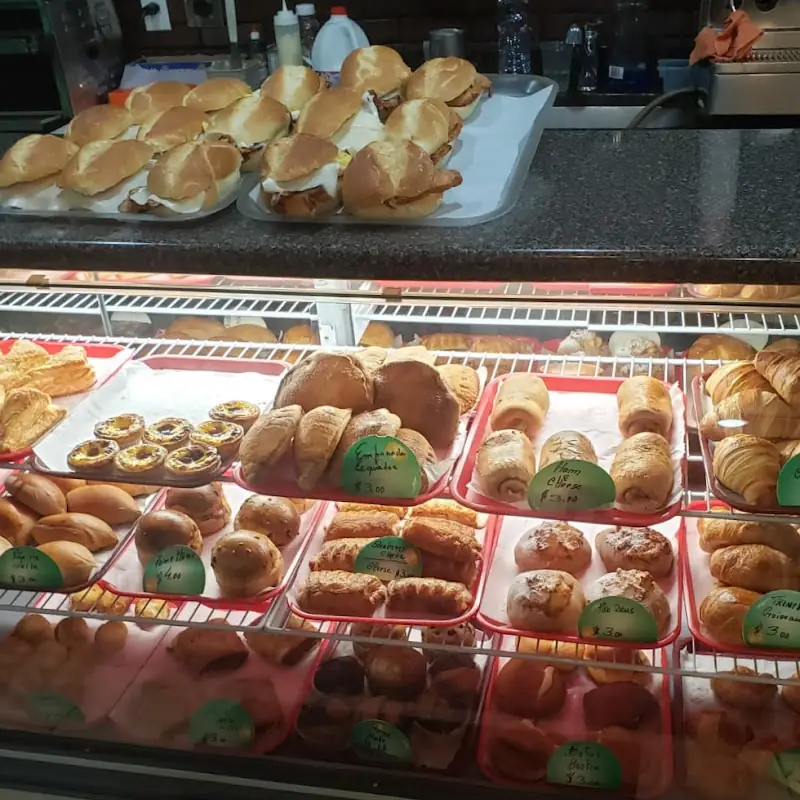Canela Bakery