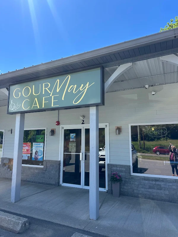 GourMay Cafe