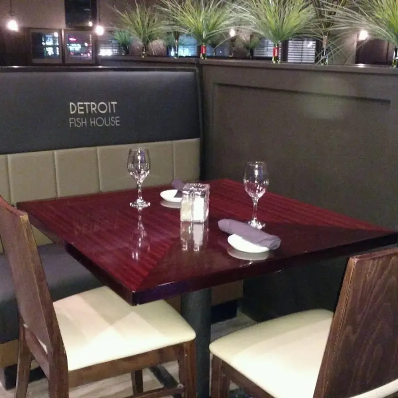 Detroit Fish House: Steak and Oyster Bar