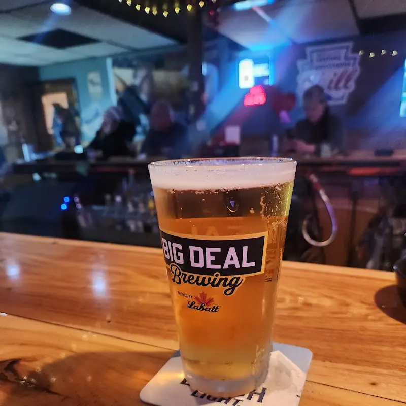 Thoroughbred’s Bar & Grille