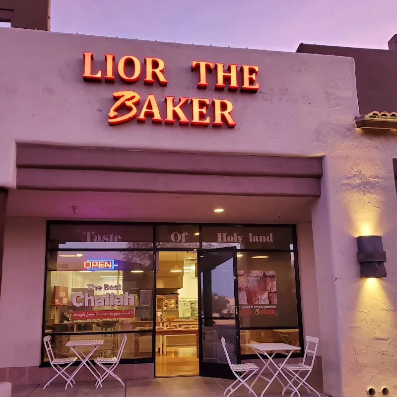 Lior The Baker