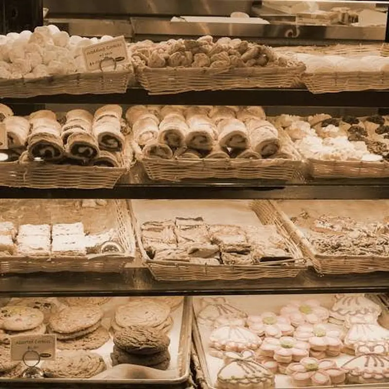 Edgar's Bakery Colonnade