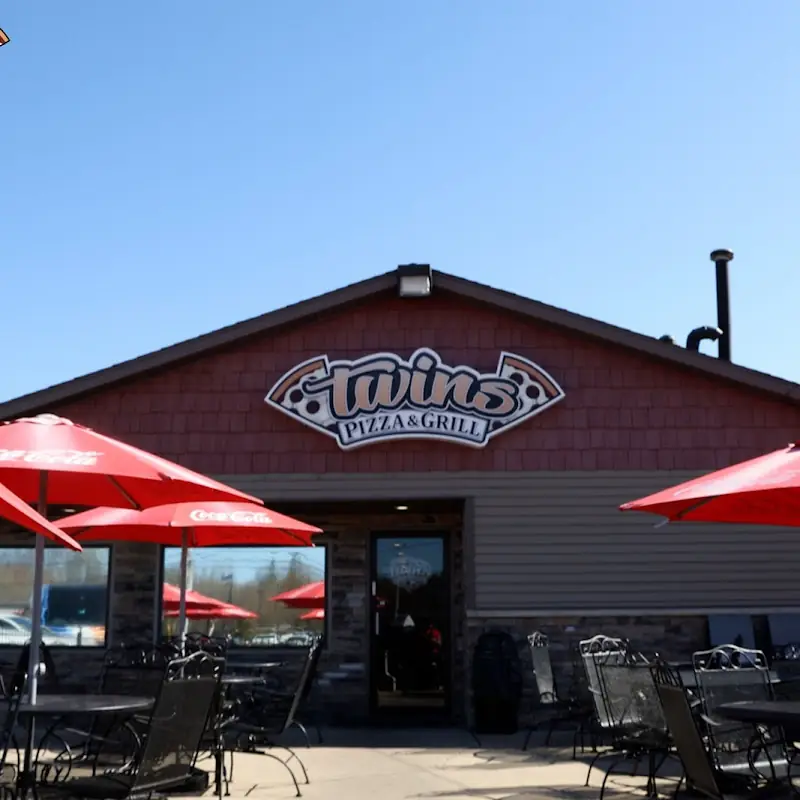 Twin's Pizza & Grill